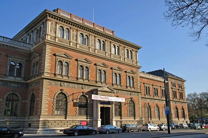 MAK - Museum of Applied Arts, Vienna, Ticket - Location and Accessibility