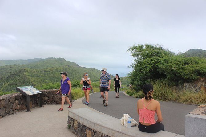 Makapuu Lighthouse Trail and Shuttle Service - An In-Depth Look at the Makapuu Lighthouse Trail Tour