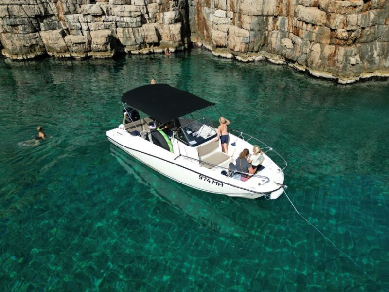 Makarska: 2-Island Escape - Hvar, Blue Lagoon & Cliff Jumps - FAQ