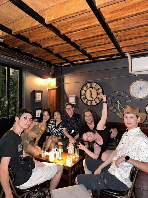 Makati Bar Hopping and Pub Crawl Tour with Venus - An Up-Close Look at the Makati Bar Hopping Experience