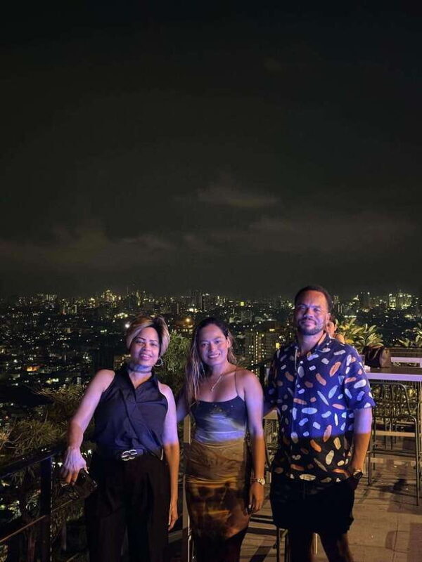 Makati: Rooftop Bar Hopping Tour with Venus - Key Points