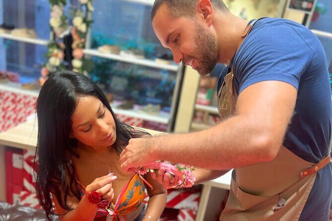 Make a traditional "tocado" sevillano - Key Points
