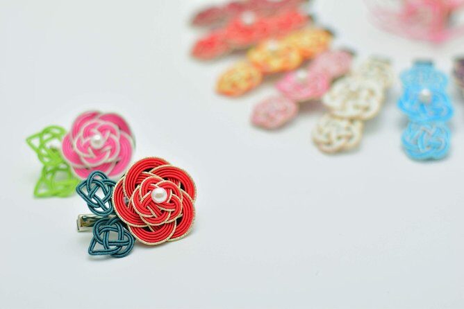 Make original accessories with Mizuhiki, experience Kanazawa's traditional craft - A Closer Look at the Mizuhiki Workshop