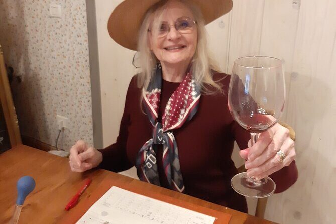 Make your bland bottle and cork Your wine in center of Florence - The Heart of the Tour: Gourmet Tastings and Regional Wines