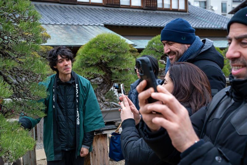 Make Your Own Bonsai with a Professional Bonsai Artist in Tokyo - A bonsai lesson inside a working museum