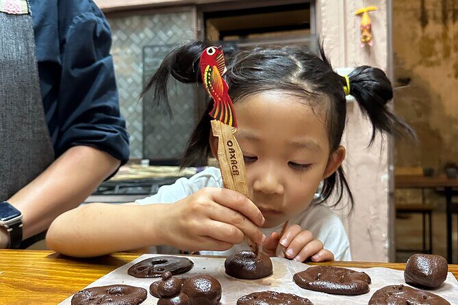 Make Your Own Chocolate with Oaxacan Tradition Private Class - A Sweet Journey into Oaxacan Chocolate: Make Your Own Chocolate with Oaxacan Tradition Private Class