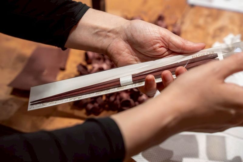 Make Your Own Chopsticks in a 95yo Historic Shinsaibashi Home - How the price adds up