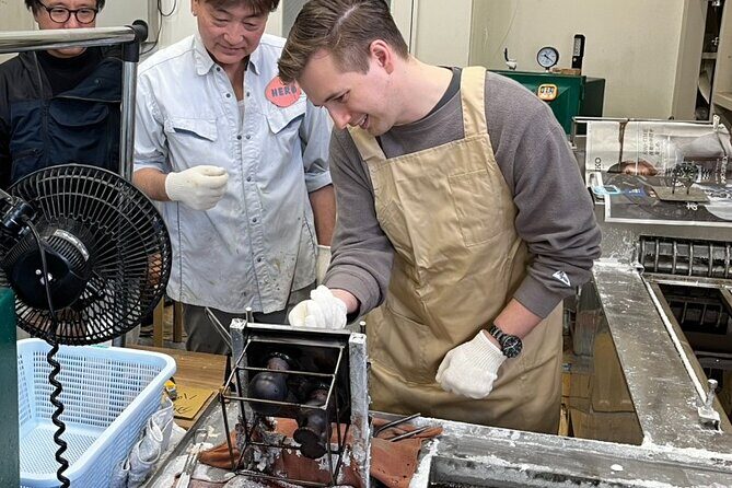 Make Your Own Japanese Sofubi Vinyl Toy in a Real Tokyo Factory - The Value of This Experience