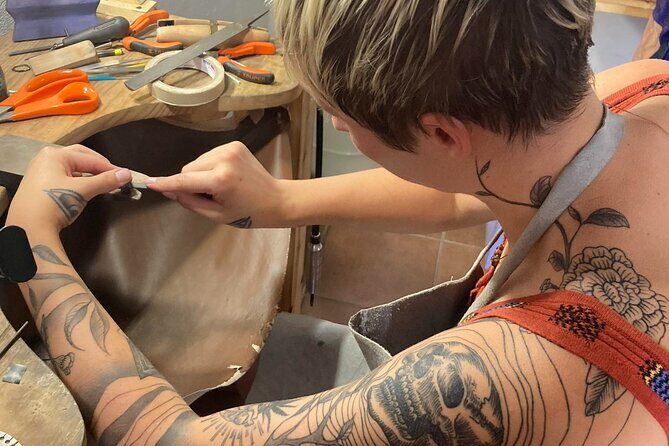 Make your own silver ring in a private jewelry workshop - Make your own silver ring in a private jewelry workshop