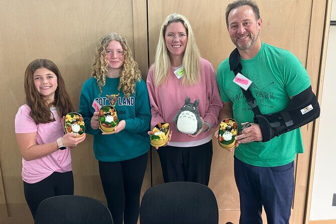 Making a bento box with cute character look in Japan - An in-depth look at the bento-making class in Tokyo