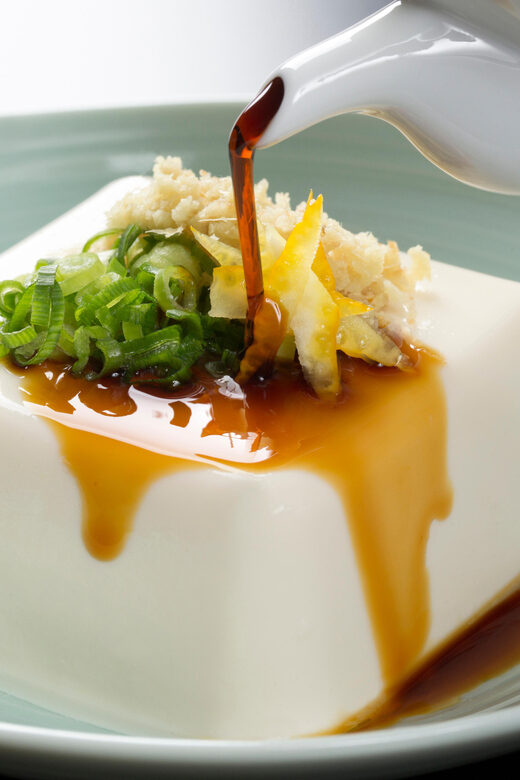 Making Fresh To-fu from soybeans in Kyoto - Key Points