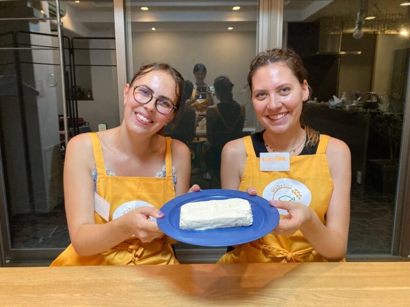 Making Fresh To-fu from soybeans in Kyoto - Who Will Benefit from This Tour?