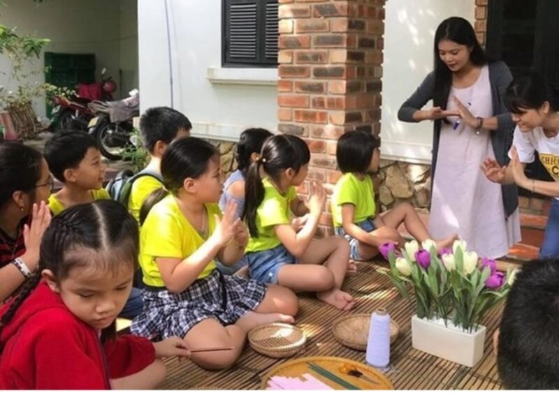 Making the paper flower's experience in Hue - Who Should Consider This Experience?