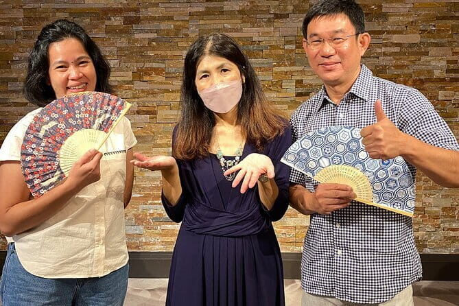 Making traditional Japanese cultural fans in Tokyo - An In-Depth Look at Making a Japanese Fan in Tokyo