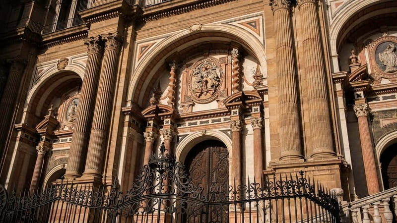 Málaga: 2-Hour Historical Center & Cathedral Tour - The Practical Side: Logistics and Value