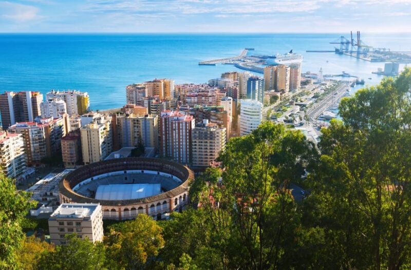 Malaga: Capture the most Photogenic Spots with a Local - Frequently Asked Questions