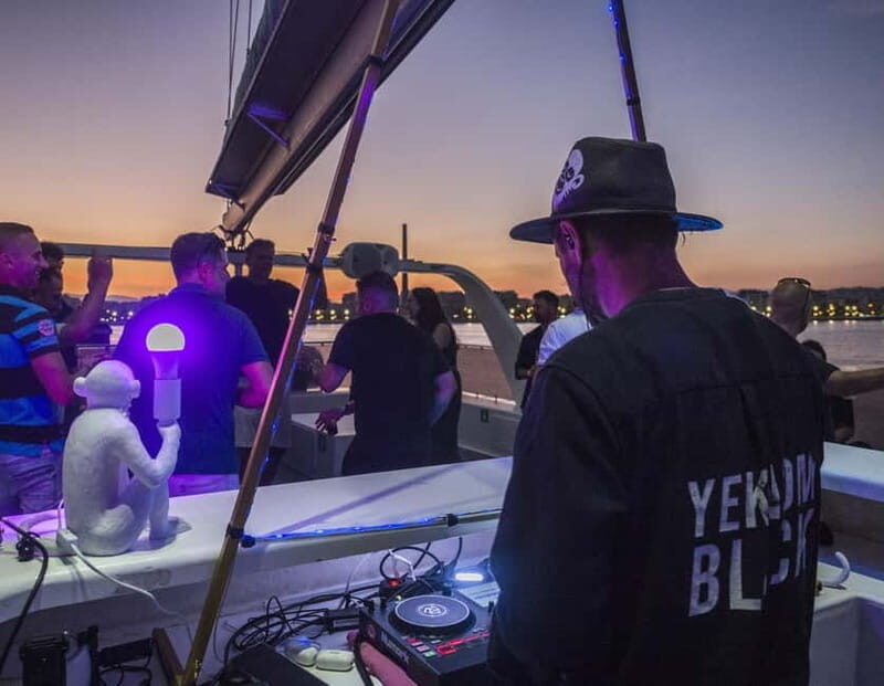 Malaga: Catamaran Sunset or Night Cruise w/ Live DJ & Drink - Why This Cruise Offers Great Value