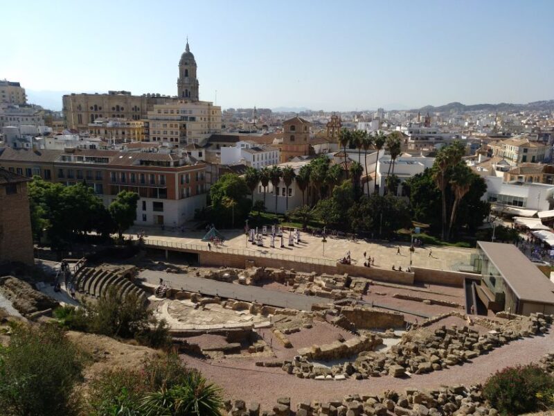 Málaga: Cathedral, Alcazaba, Roman Theater Walking Tour - Picasso’s Streets and Local Flavor