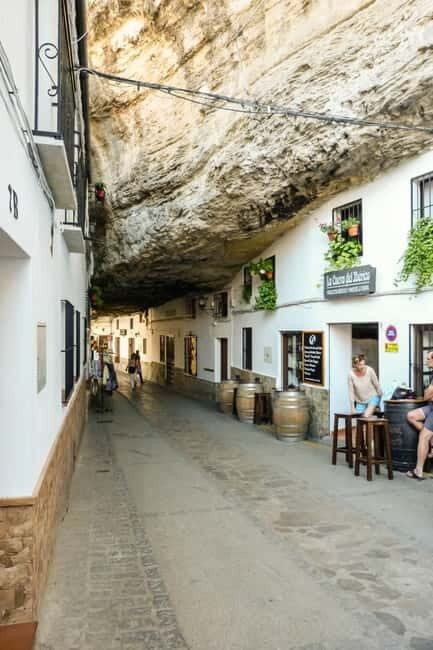 Málaga & Costa del Sol: Ronda and Setenil de las Bodegas - Guided Walk Through Ronda