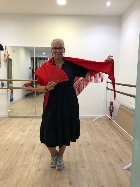 Málaga: Learn to dance flamenco rumba in 45 minutes - Authenticity and Cultural Flavor