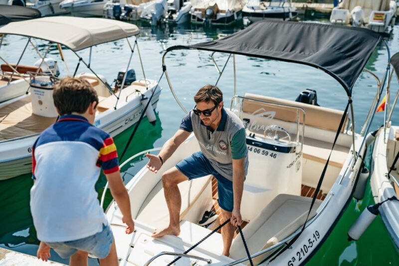 Malaga: License-free Boat Rental for Dolphin Watching - Practical Details and Tips