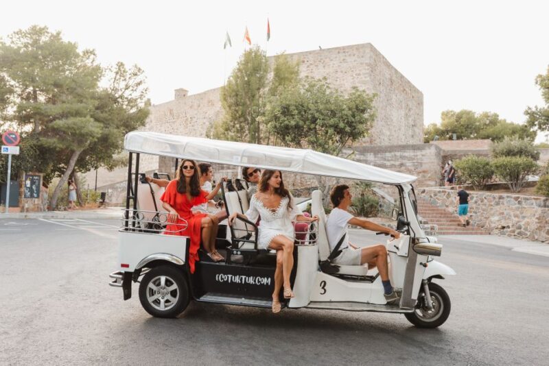 Malaga: Private City Tour by Eco Tuk Tuk - The Experience in Practice