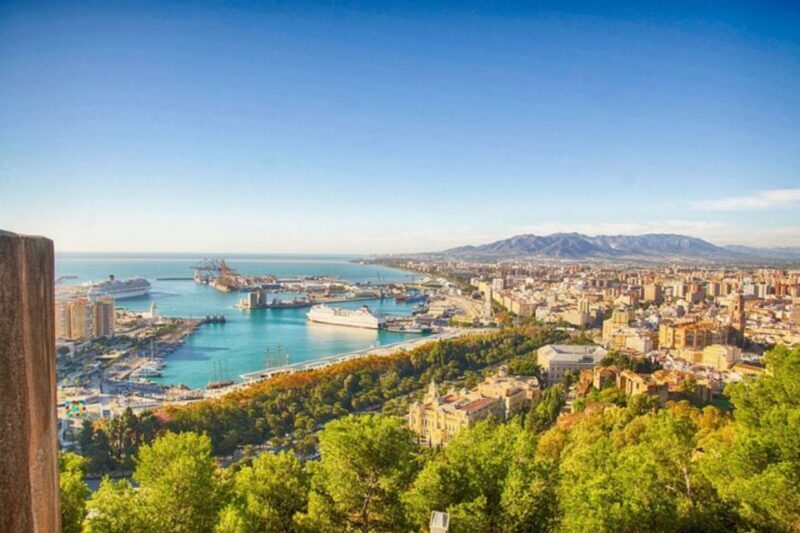 Malaga: Private custom Walking tour with a local guide - Final Thoughts