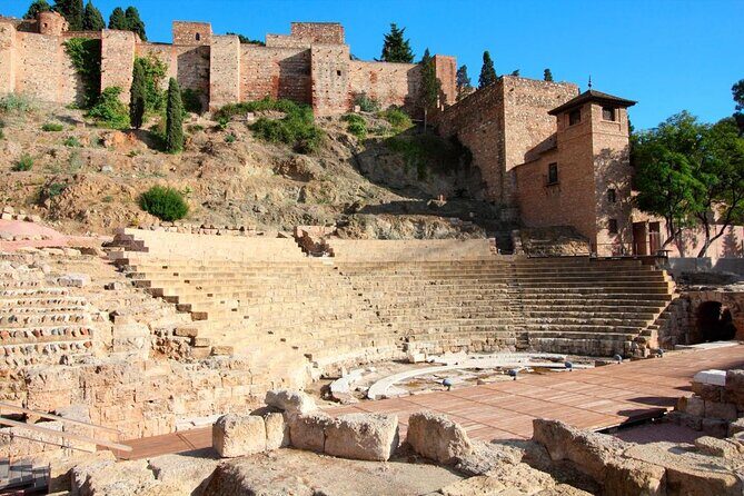 Málaga: Private Sightseeing Treasure Hunt - Exploring Malaga with a Private Treasure Hunt: A Fun and Authentic Way to Discover the City