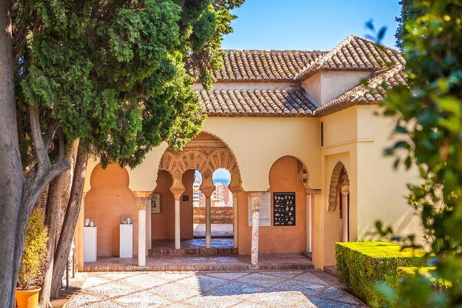 Malaga Walking Tour, Gibralfaro, Alcazaba & Catamaran Cruise - FAQ