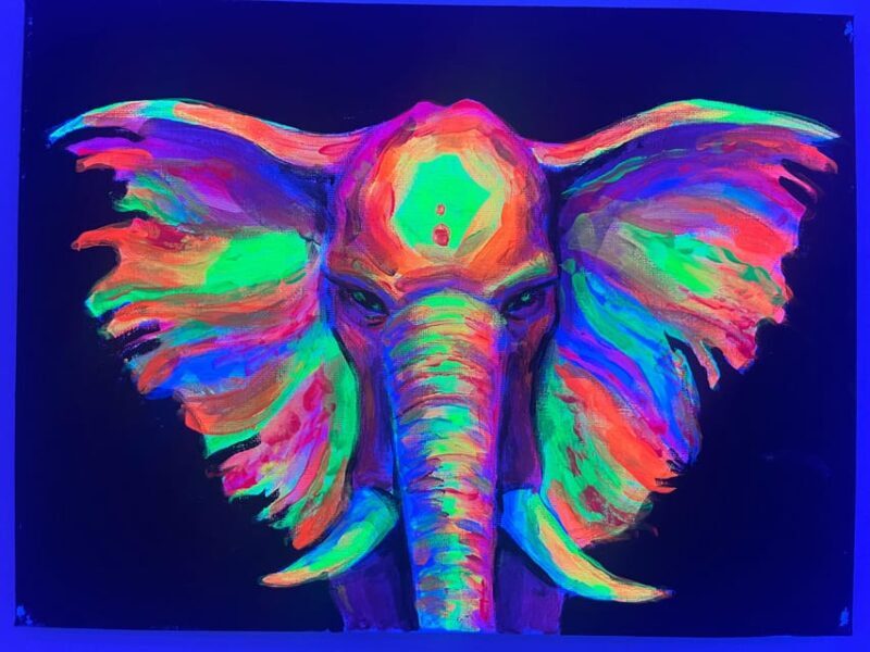 Málaga: Wine Gogh Glow Academy Paint and Sip Class - Málaga: Wine Gogh Glow Academy Paint and Sip Class