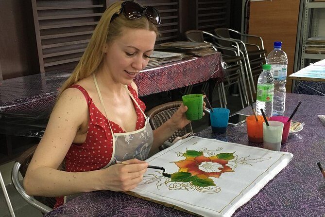 Malaysian Batik Experience-Handkerchief - Key Points