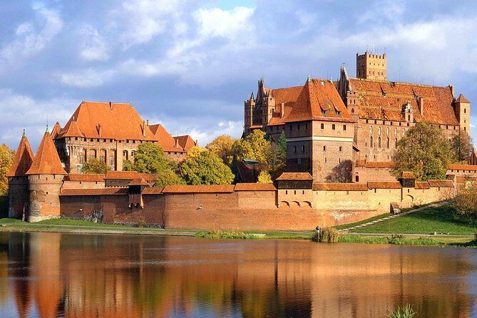 Malbork Castle Private Tour from Gdansk - Exploring the Malbork Castle Private Tour from Gdansk