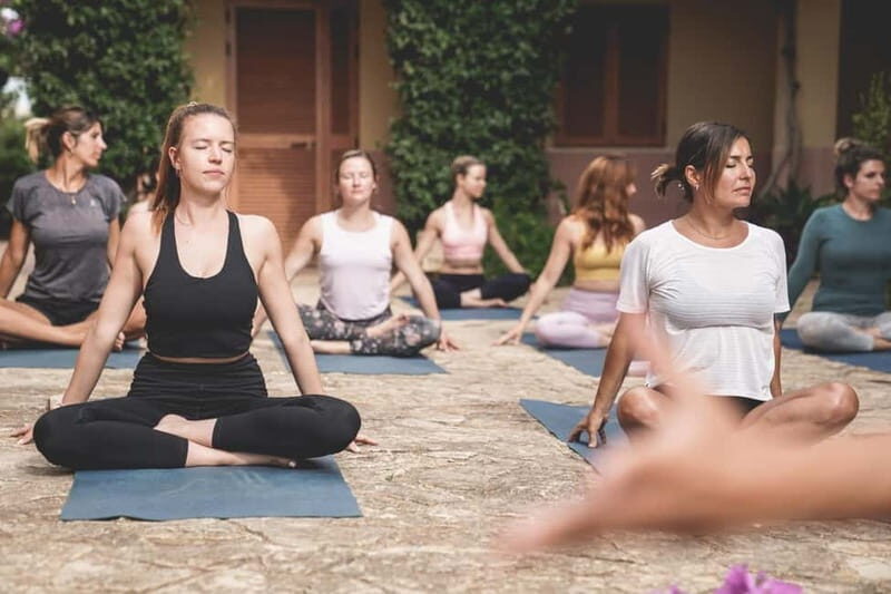 Mallorca: 4-Hour Retreat of Yoga, Meditation & Magic Vibes - Mallorca: 4-Hour Retreat of Yoga, Meditation & Magic Vibes