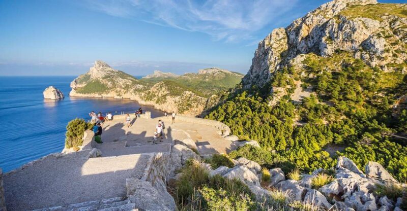 Mallorca: Alcudia Old Town, Market, and Formentor Beach - Key Points