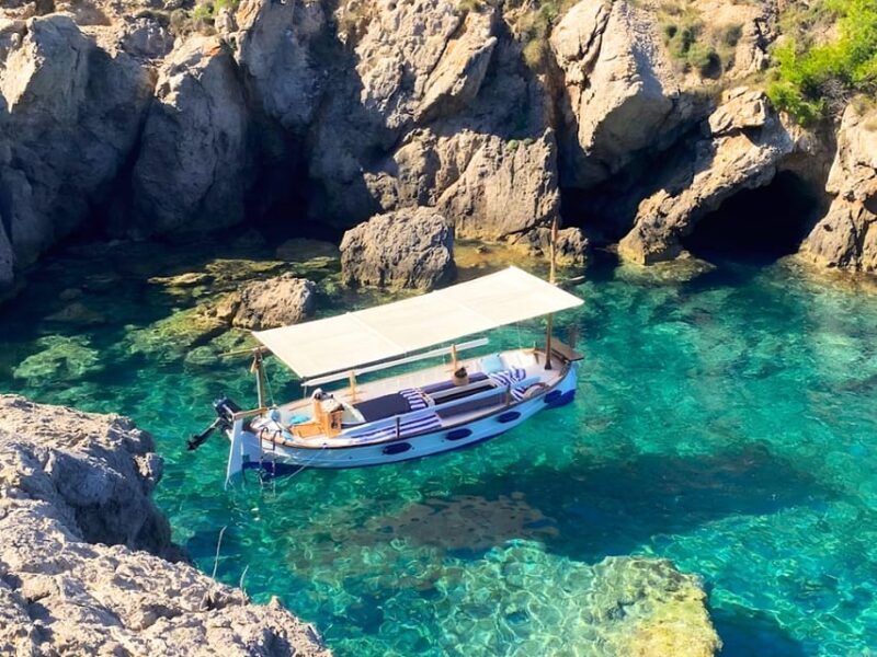 Mallorca: Alcudia, Private Boat Tour. - An In-Depth Look at the Alcudia Private Boat Tour