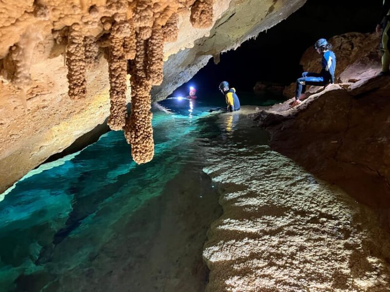 Mallorca: Aquatic Cave Exploration Guided Tour (2 languages) - FAQ