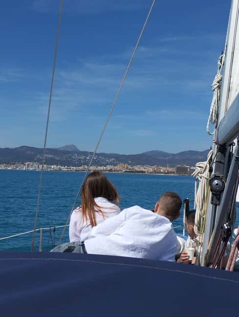 Mallorca Boat Tour with Swim, Cliff Food, & Drinks - Food and Drinks: Simple but Satisfying