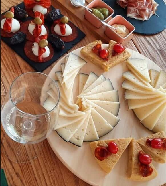 Mallorca: Bodega & Olives Minibustour with wine/oil tasting - Why This Tour Is an Excellent Choice