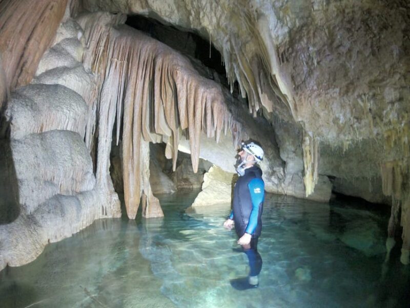Mallorca: Cala Romántica Cliff Hike and Sea Cave Tour - The Return Journey: More Hiking and Swimming