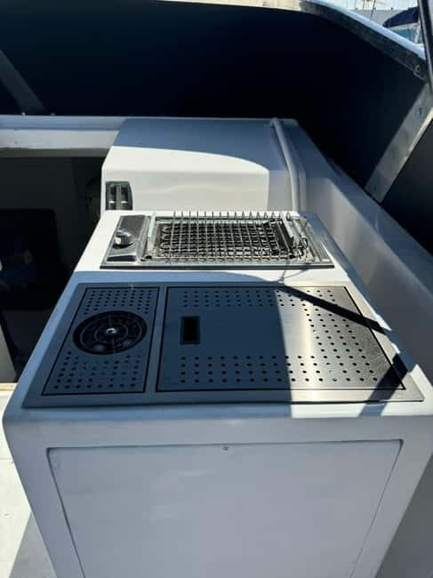Mallorca: Charming boat ride with tapas and Mallorcan wines - Frequently Asked Questions