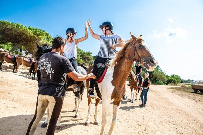 Mallorca Evening Tour: Horseback Riding, Dinner and Dance - A Genuine Look at Mallorca’s Evening Tour: Horseback Riding, Dinner and Dance
