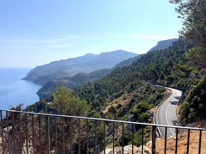 Mallorca: Full-Day Scenic Villages Tour with local Lunch - Exploring Petra and Fray Junípero Serra