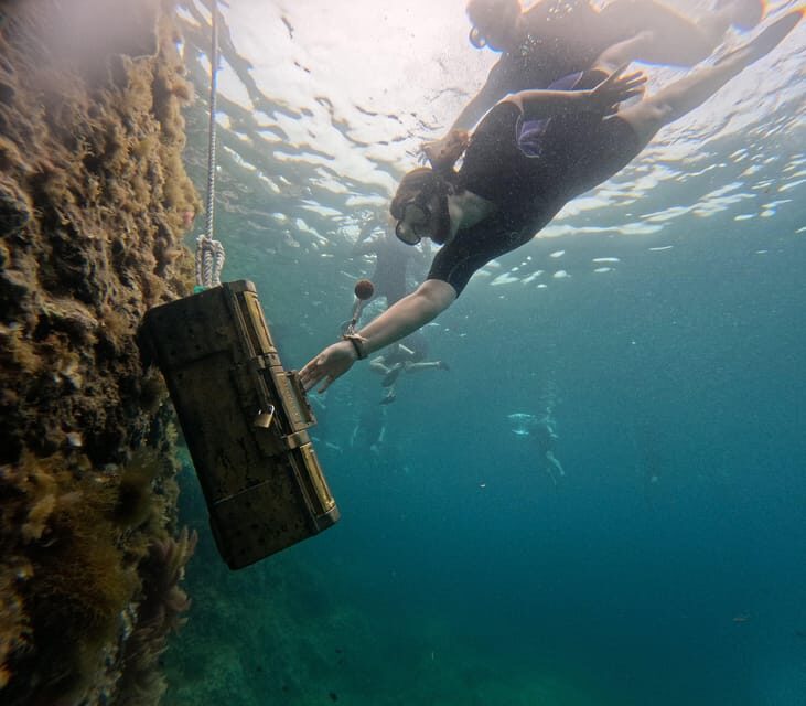 Mallorca: Kayaking, Sea Cave, Cliff Jumping & Snorkel Tour - Exploring the Sea Cave