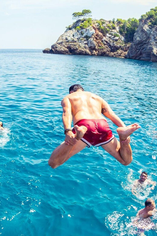 Malta: Boat Party + Watersport+ Comino+ OpenBar ALL INCLUDED - FAQ