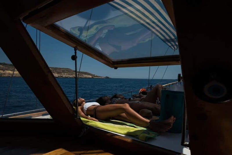 Malta: Comino+ Santa Maria Bay, Blue Lagoon + Seacaves tour - FAQ