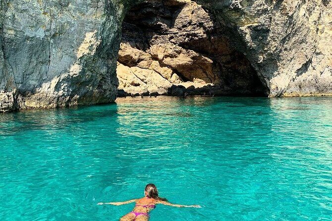 Malta Private Boat Trip: Blue Lagoon, Gozo and Comino T3 - A Detailed Look at the Malta Private Boat Experience