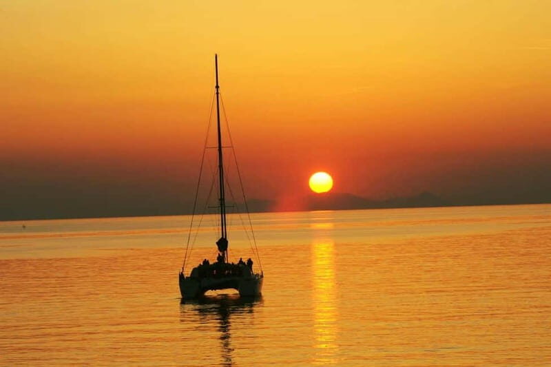 Malta: Sunset Sailing and Yoga Experience with Snacks - Key Points