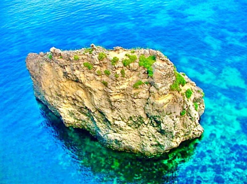 Maltas Splendour Excursion - Trips in Blue Grotto & Comino - A Deep Dive into Malta’s Blue Grotto & Comino Private Boat Tour