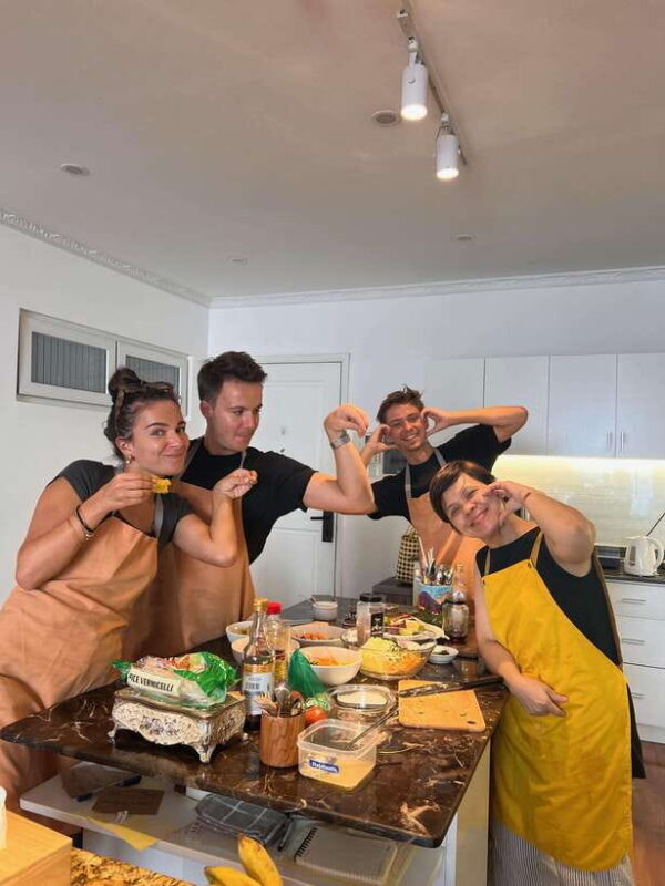 Mama Lan's Home Cooking Class with 30+ Years of Experience - Who Should Book This Experience?