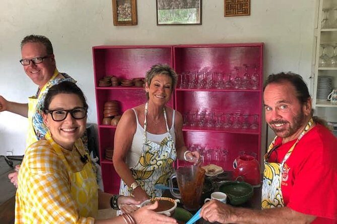 Mama's Kitchen - Lunch and Drinks